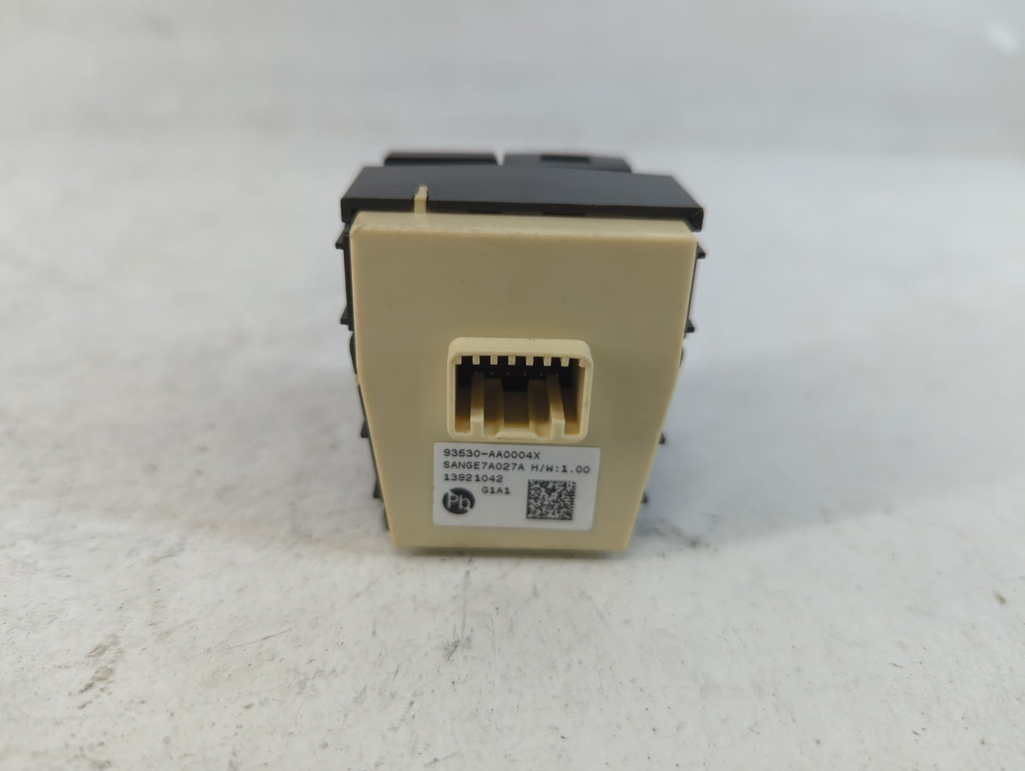 2022 Hyundai Tucson Master Power Window Switch Replacement Driver Side Left P/N:93530-AA0004X Fits Fits 2021 OEM Used Auto P