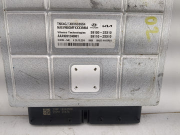 2022 Hyundai Tucson PCM Engine Control Computer ECU ECM PCU OEM P/N:39110-2S310 39100-2S310 Fits OEM Used Auto Parts