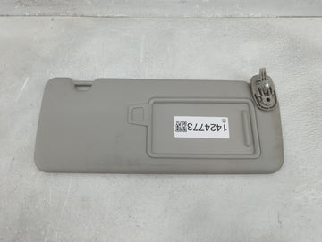 2022 Hyundai Tucson Sun Visor Shade Replacement Passenger Right Mirror Fits OEM Used Auto Parts