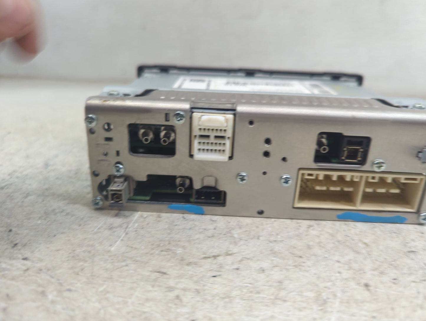 2022 Hyundai Tucson Radio AM FM Cd Player Receiver Replacement P/N:96560N9450 96160-N9500 Fits OEM Used Auto Parts - Oemused