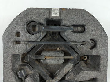2023 Hyundai Venue Spare Scissor Car Jack