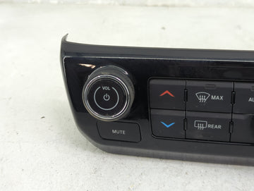 2023 Jeep Compass Climate Control Module Temperature AC/Heater Replacement P/N:68518284AC 17037023-05, 00501599220 Fits OEM Used Auto Parts