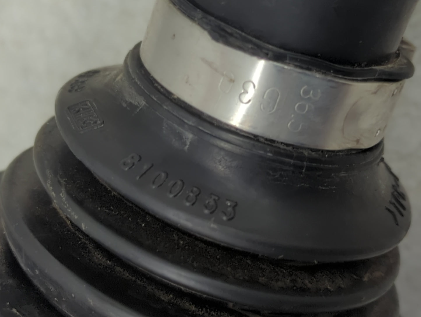 2021-2022 Jeep Grand Cherokee Axle Shaft Rear Driver Cv C/v - Oemusedautoparts1.com