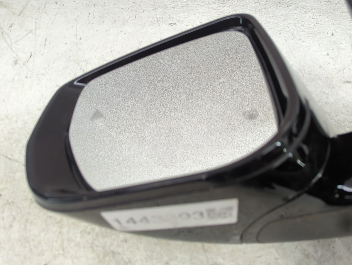2021-2022 Jeep Grand Cherokee Driver Side View Mirror - Left Door Mirror OEM Used - Oemusedautoparts1.com