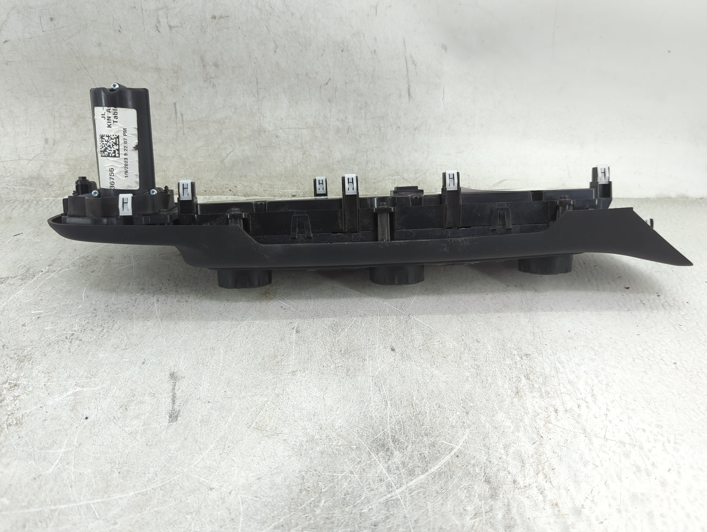2021-2022 Jeep Wrangler Climate Control Module Temperature AC/Heater Replacement Fits Fits 2021 2022 OEM Used Auto Parts - O