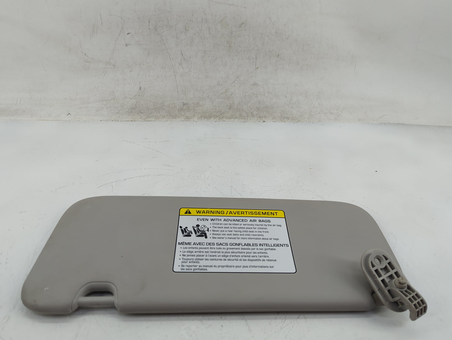 2022 Kia Forte Sun Visor Shade Replacement Passenger Right Mirror Fits OEM Used Auto Parts - Oemusedautoparts1.com