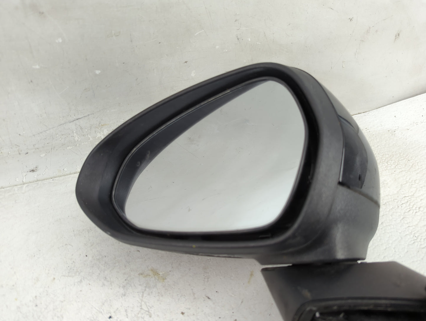 2021 Kia K5 Driver Side View Mirror - Left Door Mirror OEM Used - Oemusedautoparts1.com