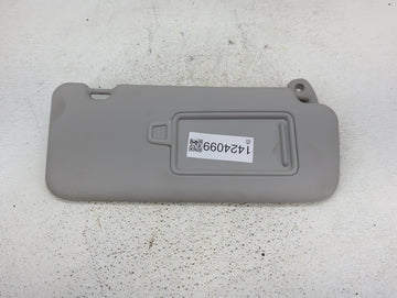 2021-2022 Kia Seltos Sun Visor Shade Replacement Passenger Right Mirror Fits Fits 2021 2022 OEM Used Auto Parts
