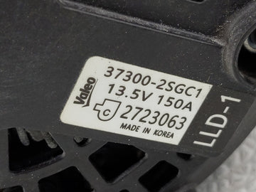 2021 Kia Sorento Alternator Replacement Generator Charging Assembly Engine OEM P/N:37300-2SGC1 Fits Fits 2020 2022 2023 OEM Used Auto Parts