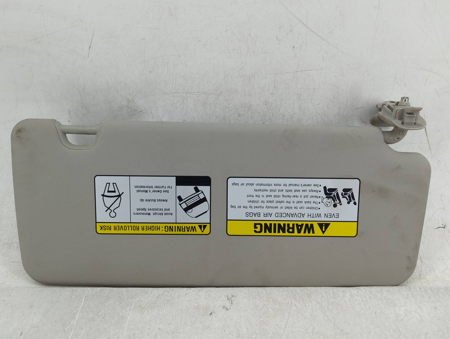 2023 Kia Sorento Sun Visor Shade Replacement Driver Left Mirror Fits OEM Used Auto Parts - Oemusedautoparts1.com