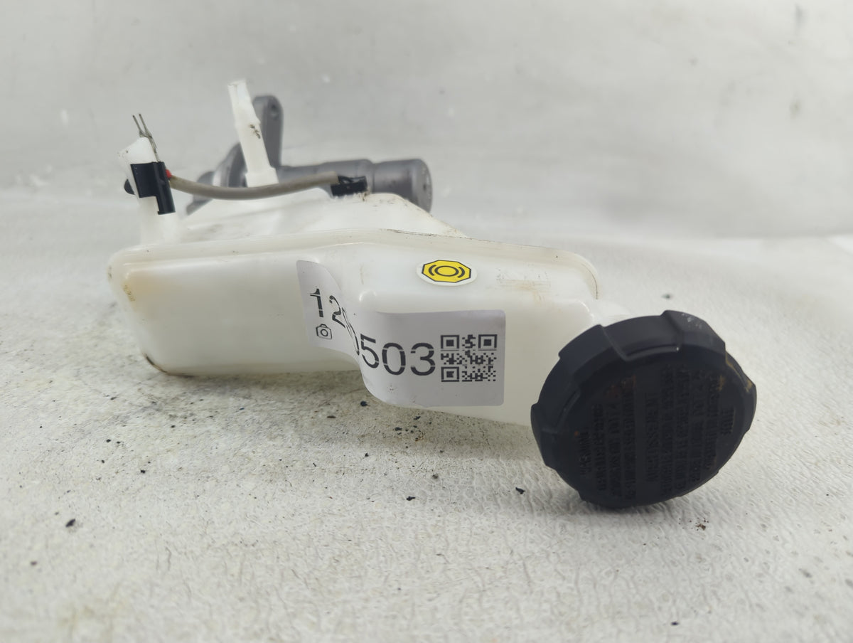 Kia Sportage Power Brake Booster Oem 1290503 - Oemusedautoparts1.com