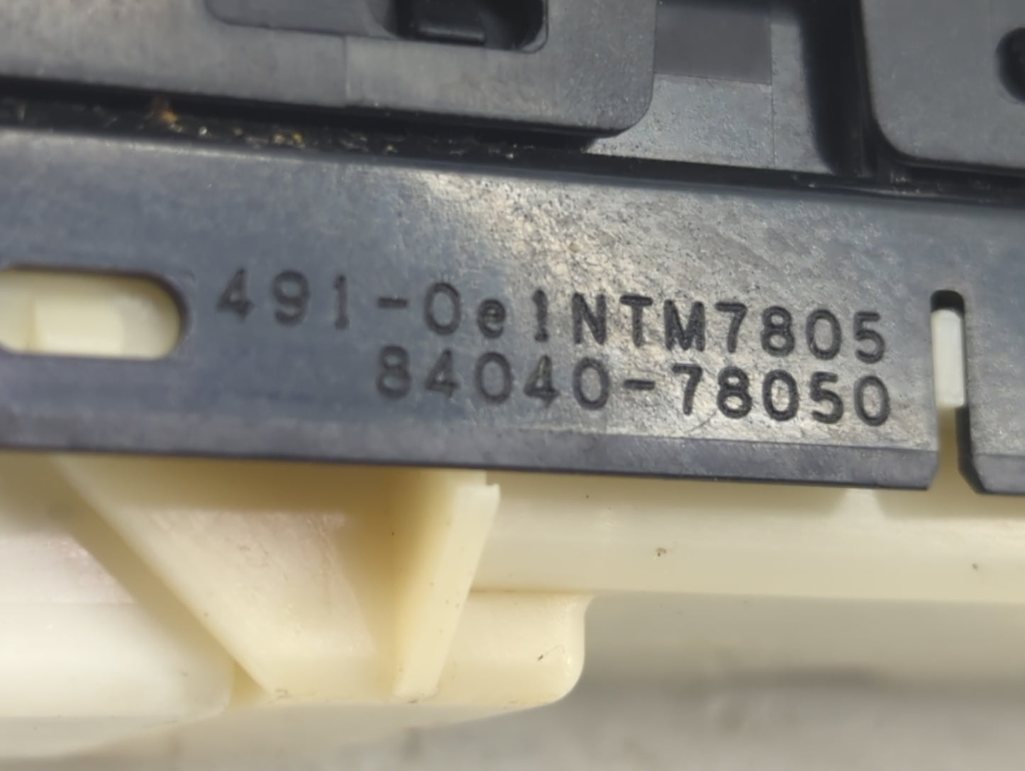 2023 Lexus Nx450h Master Power Window Switch Replacement Driver Side Left P/N:84040-78050 Fits Fits 2022 OEM Used Auto Parts