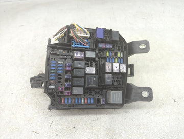 2023 Mazda 3 Fusebox Fuse Box Panel Relay Module P/N:BCKA 6676Y Fits Fits 2020 2021 2022 OEM Used Auto Parts
