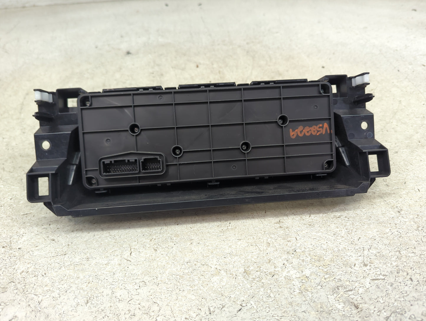 2023 Mazda Cx5 Climate Control Module Temperature AC/Heater Replacement P/N:KSC5 61190 Fits Fits 2022 OEM Used Auto Parts -