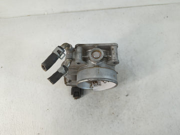 2015-2022 Nissan Murano Throttle Body P/N:4820 RME70-50 Fits Fits 2015 2016 2017 2018 2019 2020 2021 2022 OEM Used Auto Parts