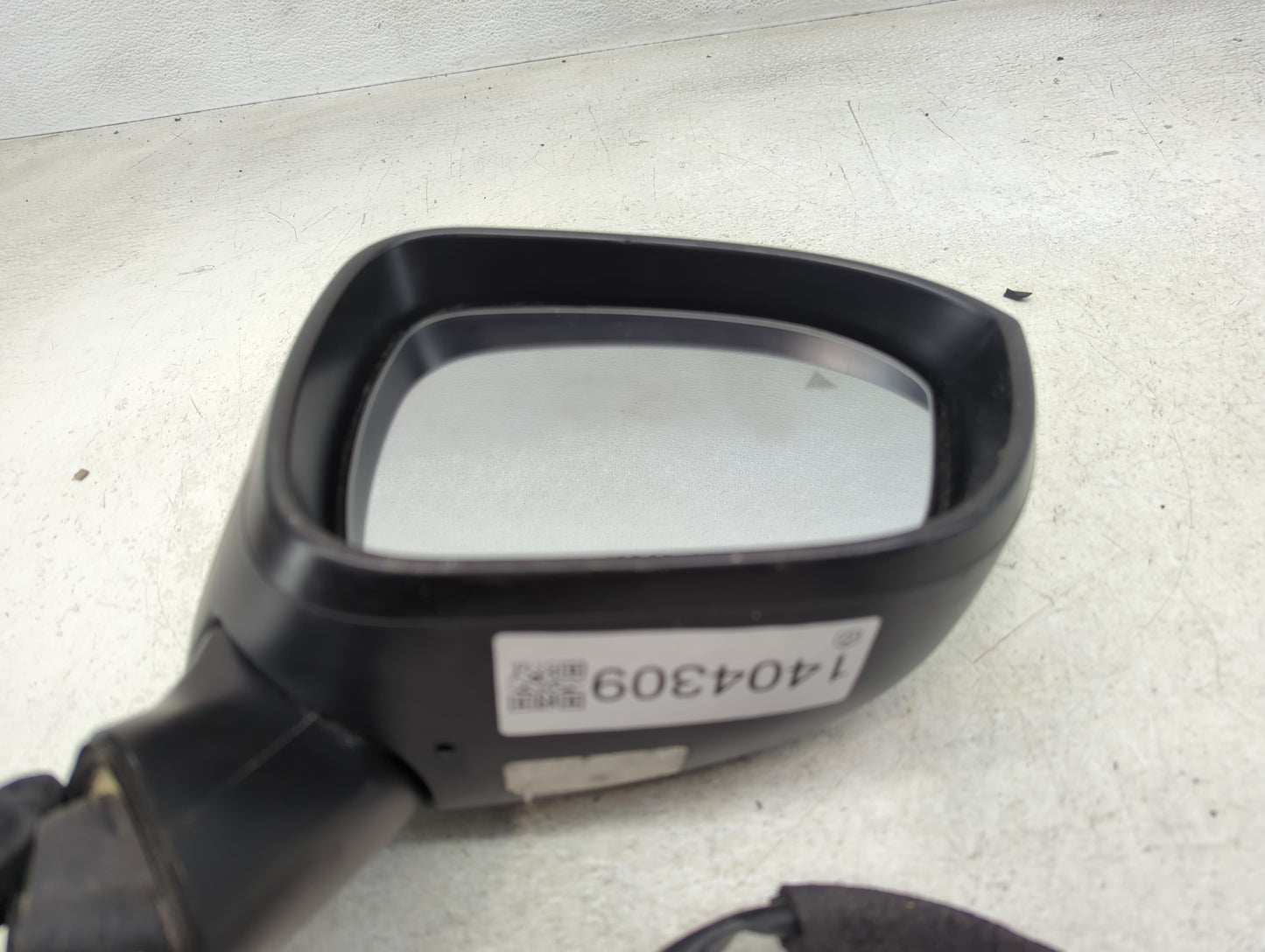 2021-2022 Nissan Rogue Passenger Side View Mirror - Right Door Mirror OEM Used - Oemusedautoparts1.com