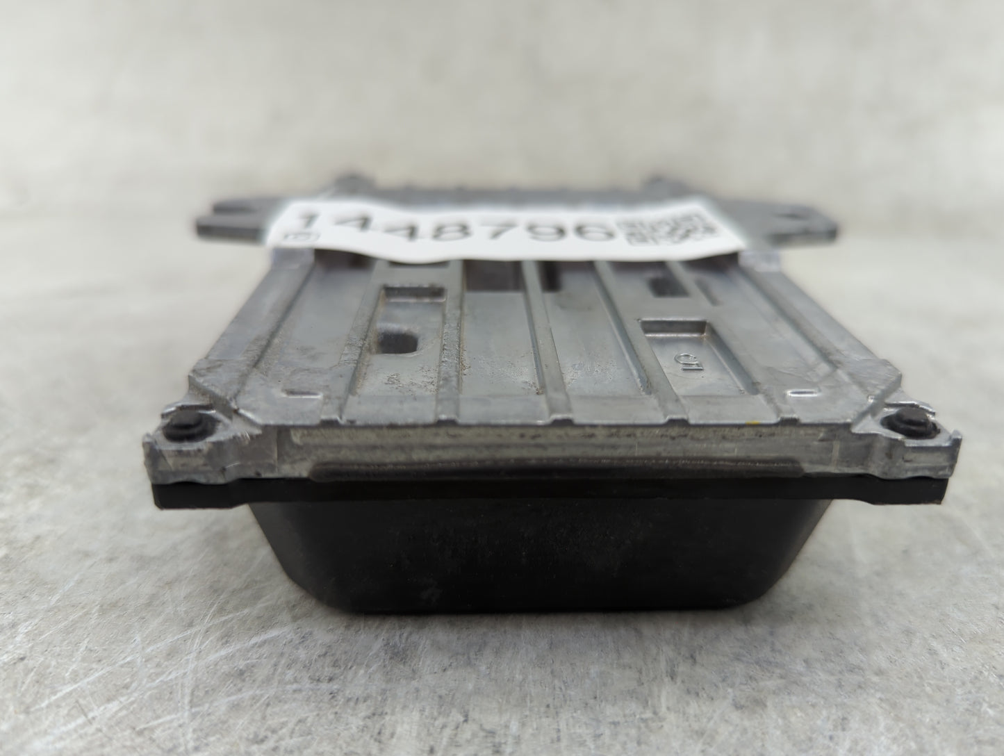 2023 Nissan Rogue Body Control Module Bcm Inner Cabin Fuse Box - Oemusedautoparts1.com