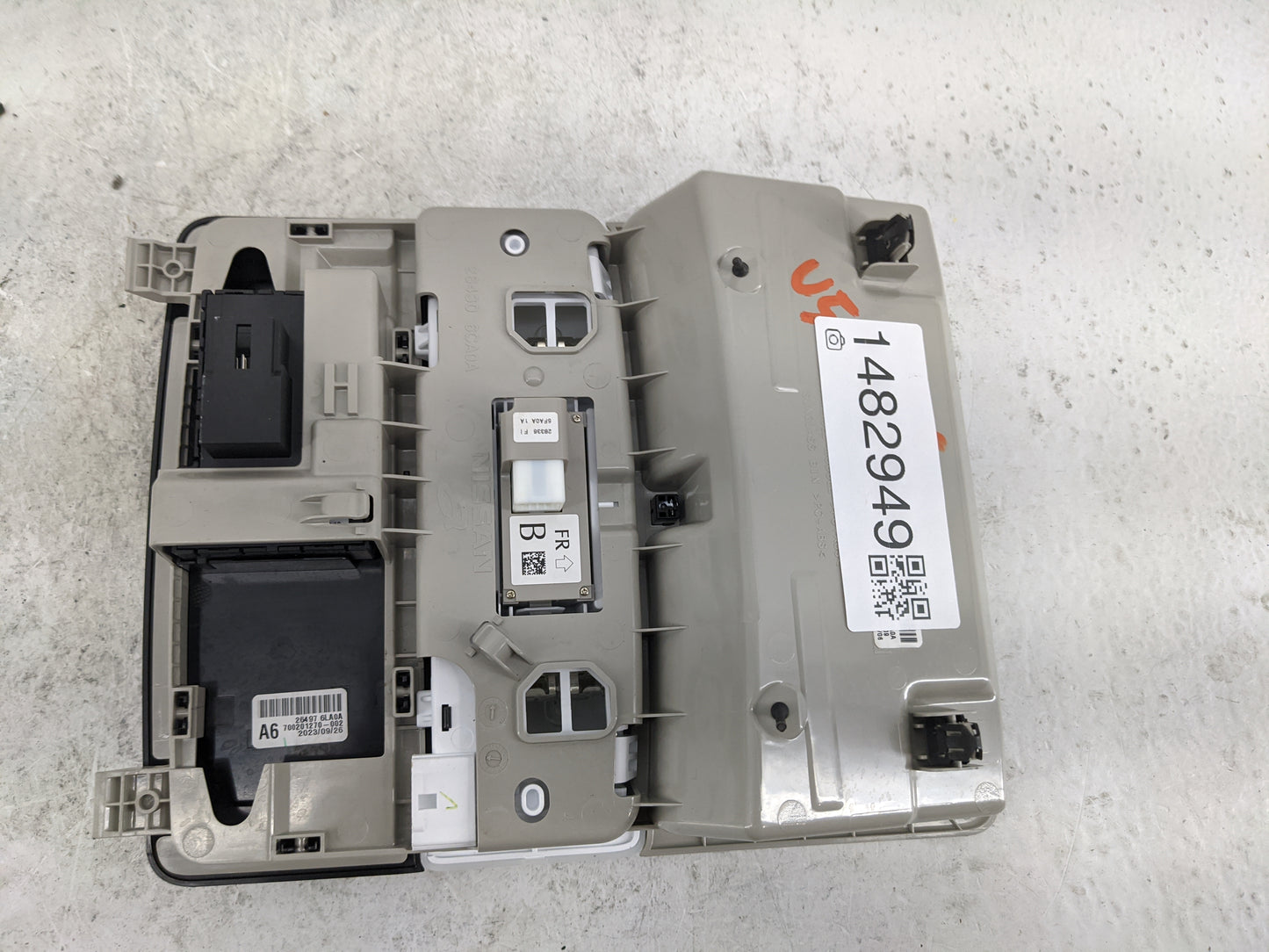 2021-2022 Nissan Rogue Overhead Console W/rear Climate Control Gray - Oemusedautoparts1.com