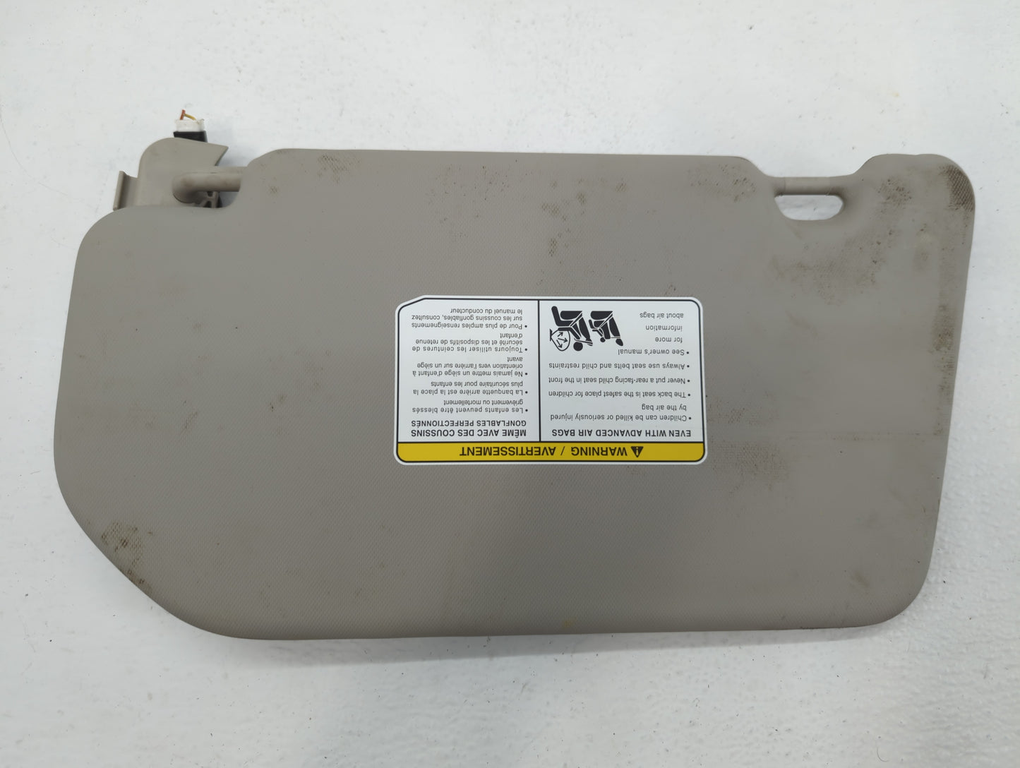 2021-2022 Nissan Rogue Sun Visor Shade Replacement Passenger Right Mirror Fits Fits 2021 2022 OEM Used Auto Parts - Oemuseda
