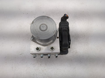 2021-2022 Toyota Camry ABS Pump Control Module Replacement P/N:44540 06450 XC21800123050303522, 0 265 993 828 Fits Fits 2021 2022 OEM Used Auto Parts