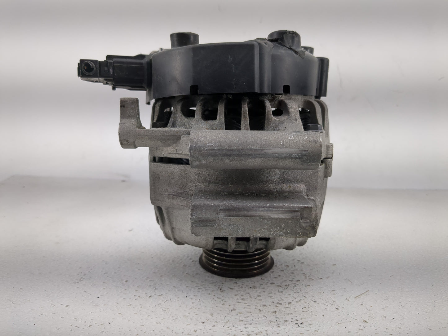 2019-2022 Toyota Corolla Alternator Replacement Generator Charging Assembly Engine OEM Fits Fits 2019 2020 2021 2022 OEM Use