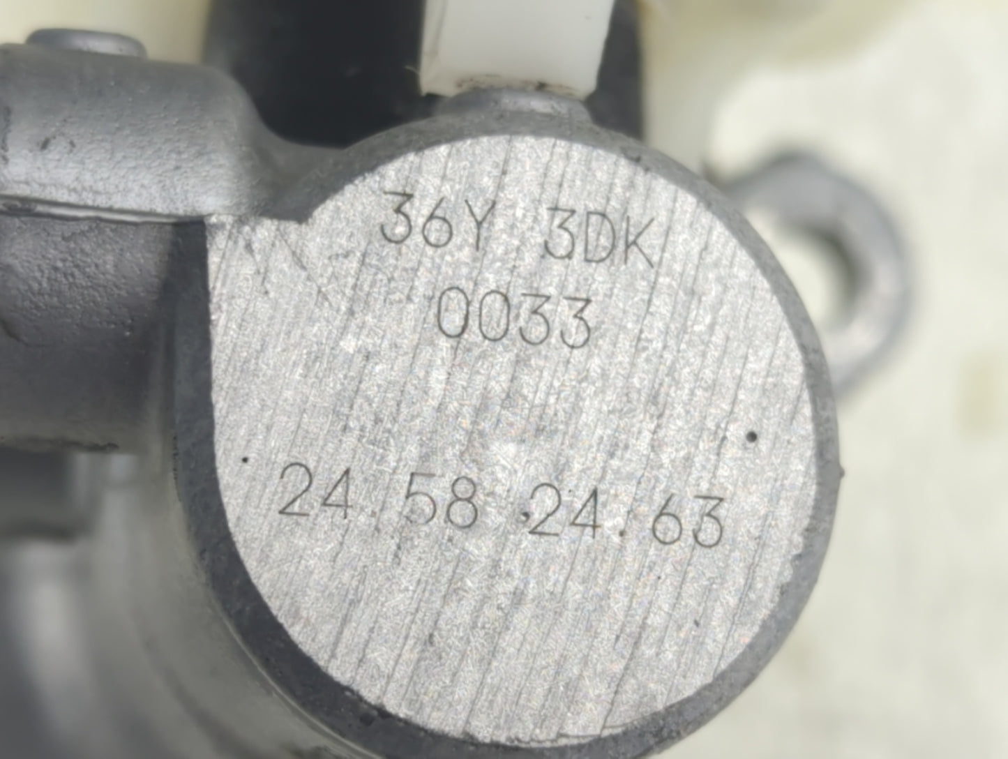 2019-2022 Toyota Corolla Brake Master Cylinder 1290520 - Oemusedautoparts1.com