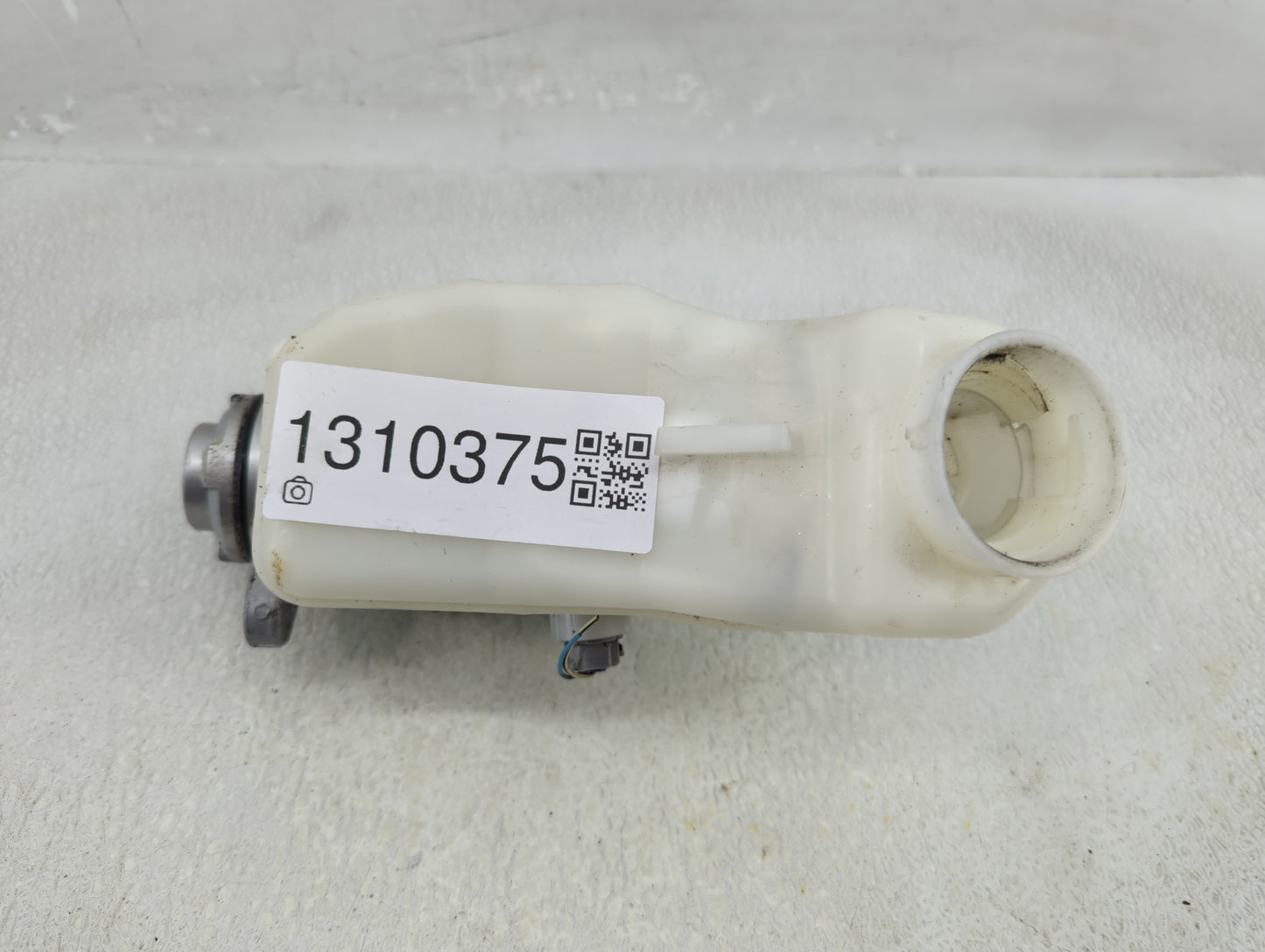 2019-2022 Toyota Rav4 Brake Master Cylinder 1310375 - Oemusedautoparts1.com