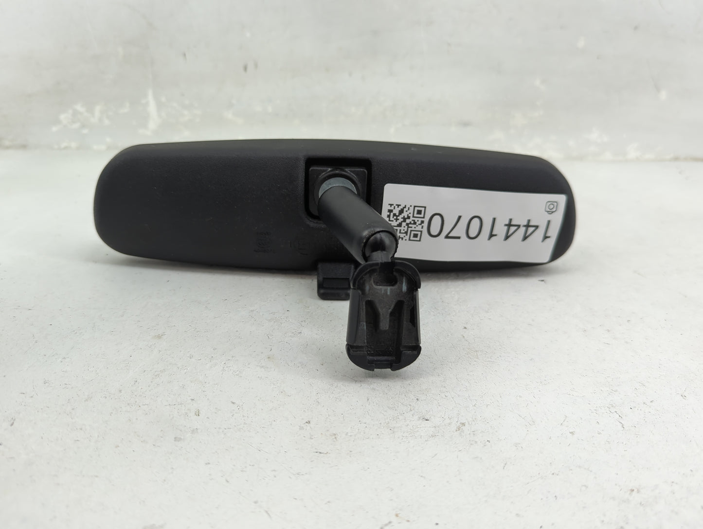 2016-2022 Toyota Rav4 Interior Rear View Mirror Replacement OEM P/N:E11025617 E11015617 Fits OEM Used Auto Parts - Oemusedau