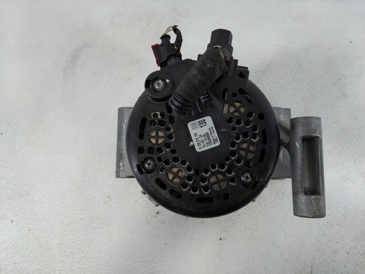 2018-2022 Chevrolet Equinox Alternator Replacement Generator Charging Assembly Engine OEM P/N:13535009 Fits OEM Used Auto Parts