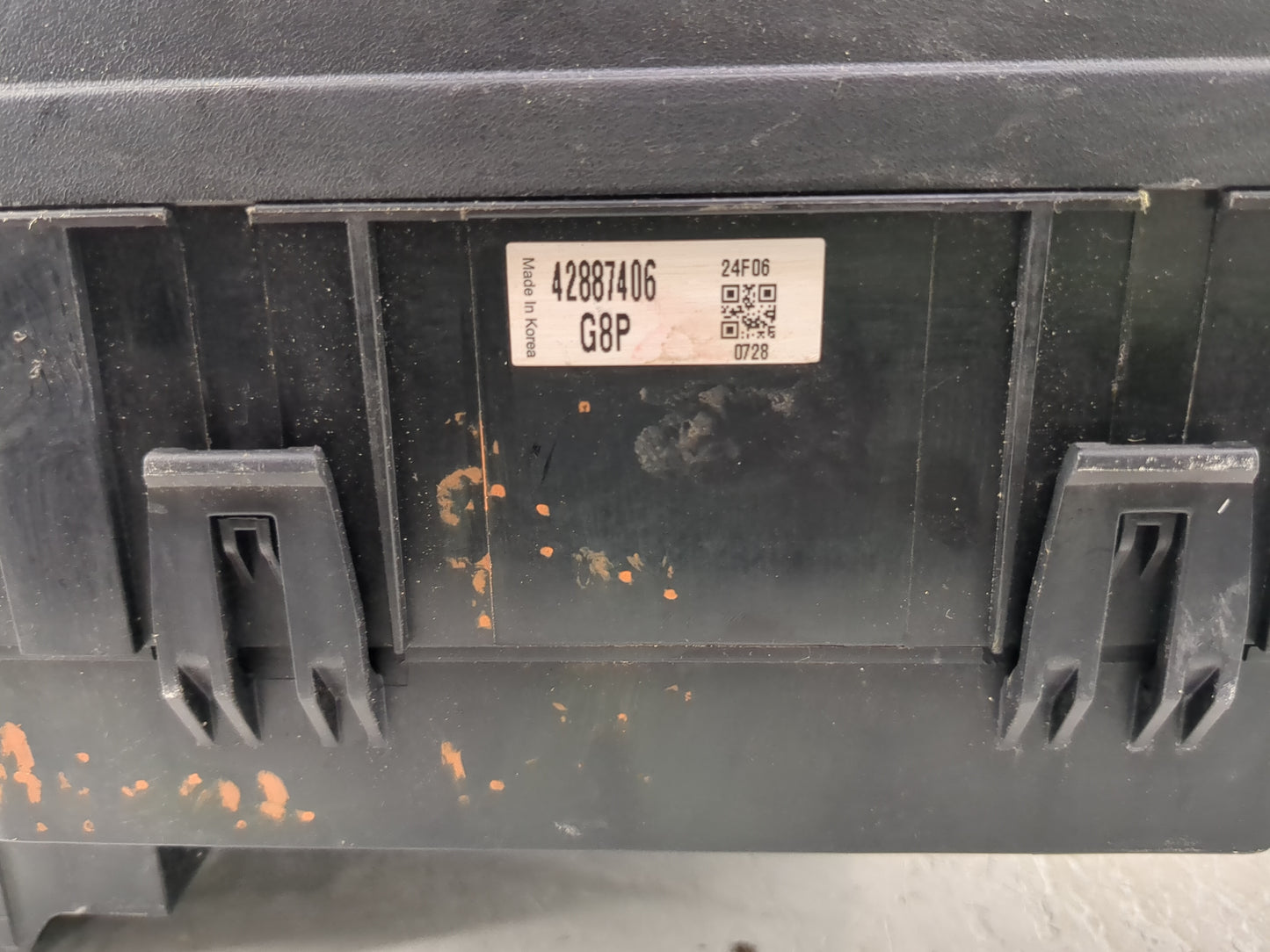 2024 Chevrolet Trax Fusebox Fuse Box Panel Relay Module P/N:42887406 Fits OEM Used Auto Parts - Oemusedautoparts1.com