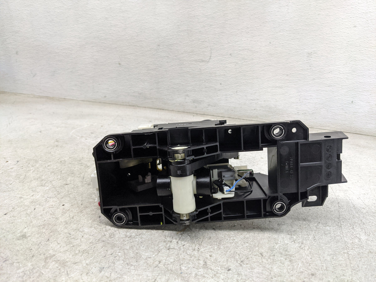 2024 Chevrolet Trax Floor Console Assembly Shifter - Oemusedautoparts1.com