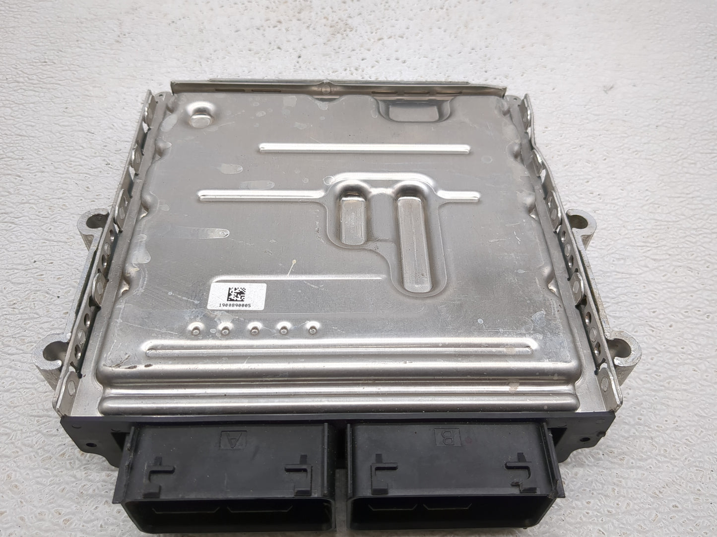 2024 Ford Explorer PCM Engine Control Computer ECU ECM PCU OEM P/N:LB5A-12B684-DSA 0 261 S10 4R1 Fits Fits 2021 2022 OEM Use