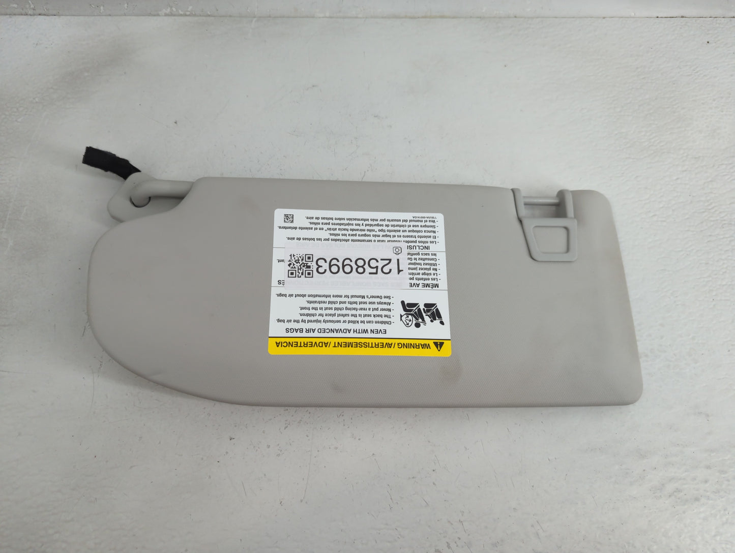 2024 Ford Maverick Sun Visor Shade Replacement Passenger Right Mirror Fits OEM Used Auto Parts - Oemusedautoparts1.com