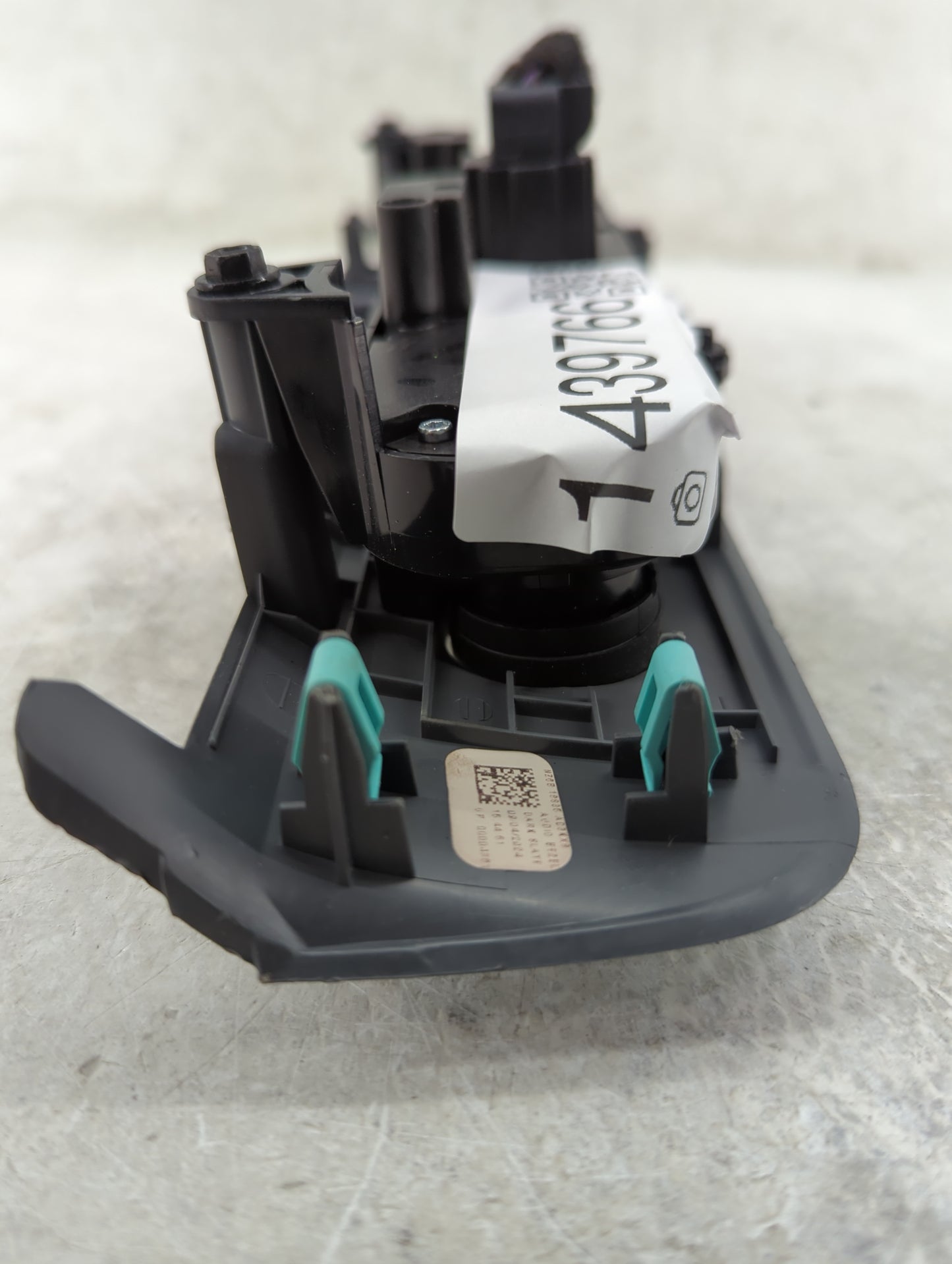 2024 Ford Maverick Climate Control Module Temperature AC/Heater Replacement P/N:NZ6T-18K811-AA 10516715-05 Fits OEM Used Aut