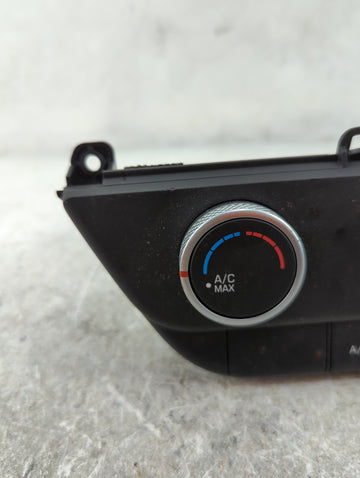 2024 Hyundai Elantra Climate Control Module Temperature AC/Heater Replacement P/N:97250-AAC00LS5 Fits OEM Used Auto Parts