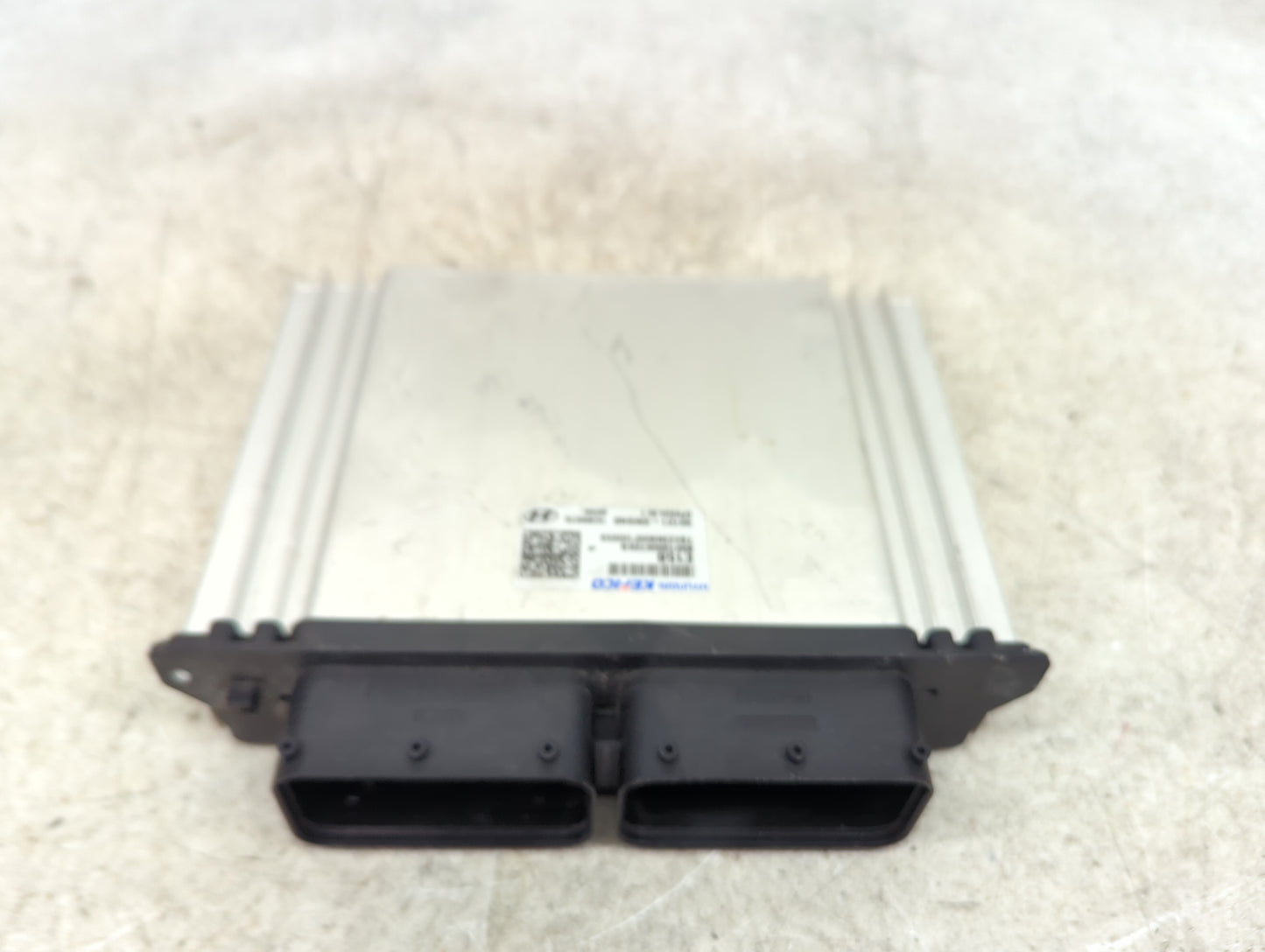 2024 Hyundai Kona PCM Engine Control Computer ECU ECM PCU OEM P/N:39120-2M5N0 39121-2M5N0 Fits OEM Used Auto Parts - Oemused