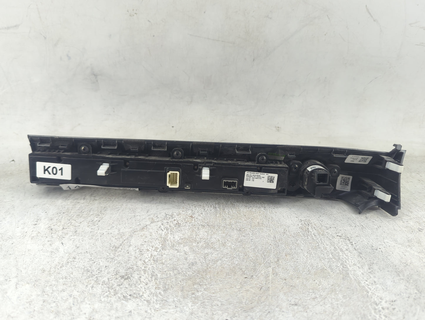 2024 Hyundai Kona Radio Control Panel 1494609 - Oemusedautoparts1.com