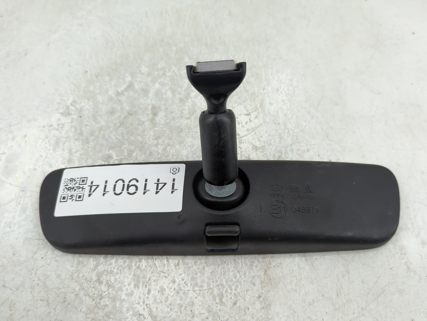 2021 Hyundai Santa Fe Interior Rear View Mirror Replacement OEM P/N:E11048973 Fits Fits 2020 2022 OEM Used Auto Parts - Oemu