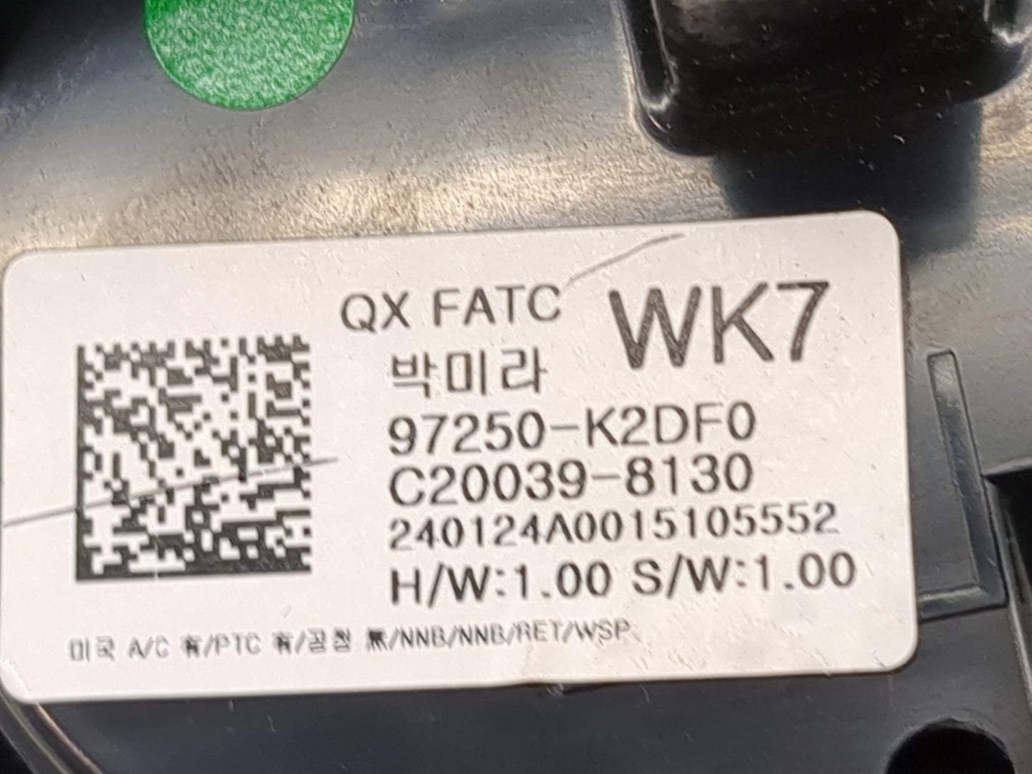 2024 Hyundai Venue Climate Control Module Temperature AC/Heater Replacement P/N:97250-K2DF0 C20039-8130 Fits OEM Used Auto P