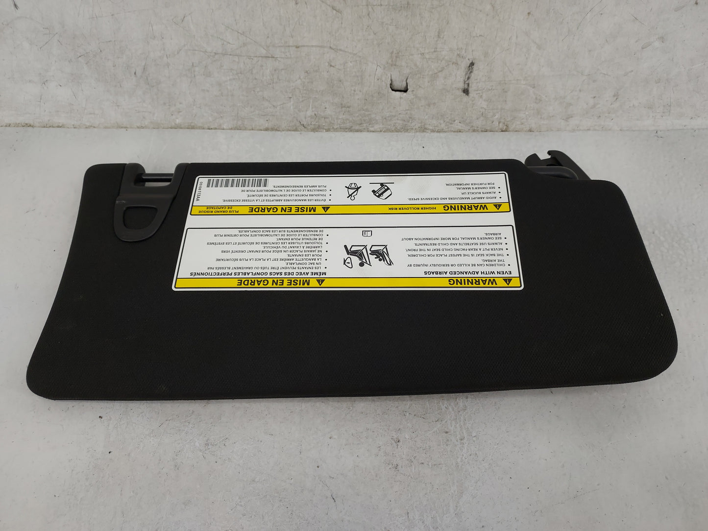 2024 Jeep Compass Sun Visor Shade Replacement Driver Left Mirror Fits OEM Used Auto Parts - Oemusedautoparts1.com