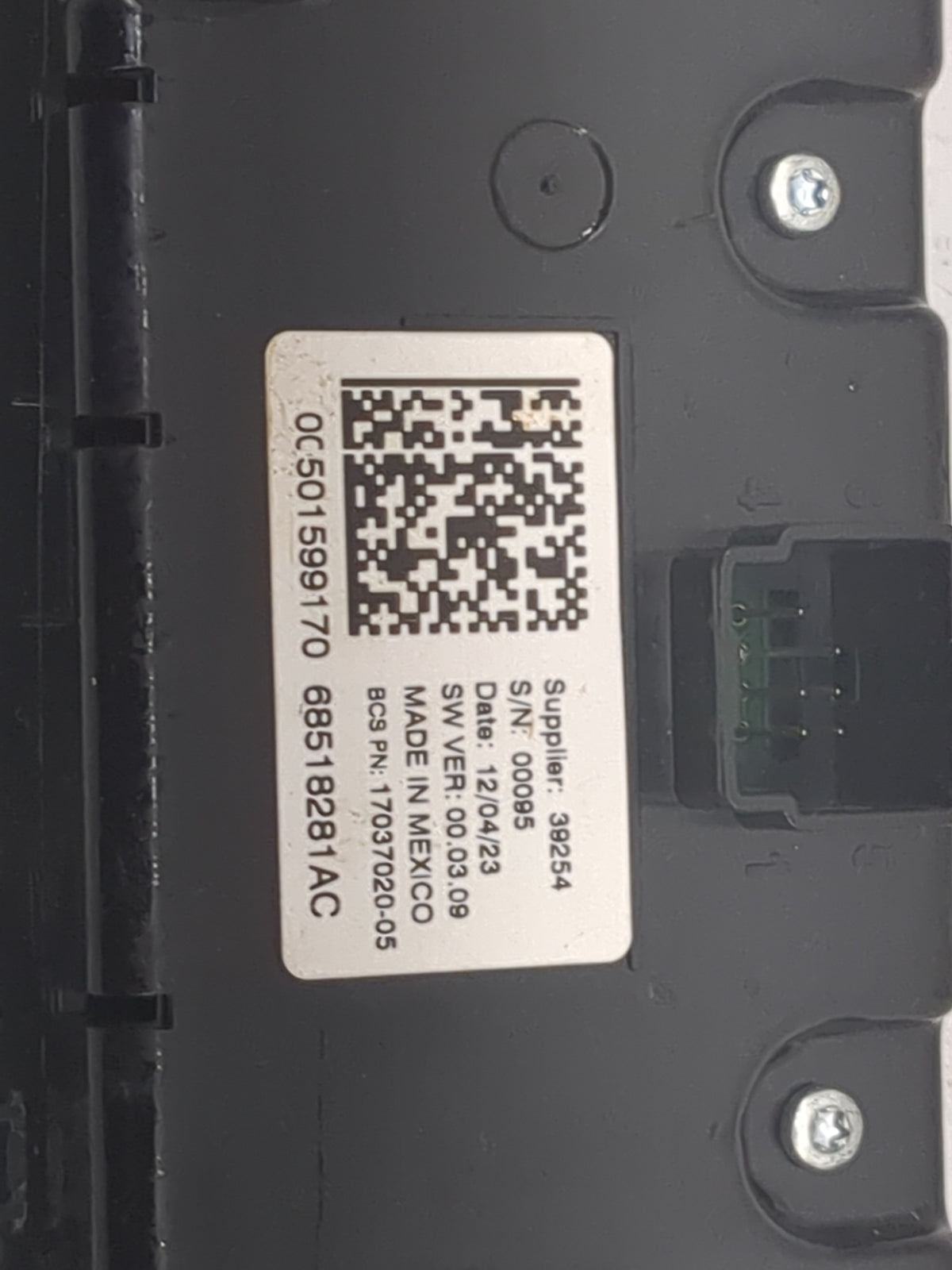 2024 Jeep Compass Climate Control Module Temperature AC/Heater Replacement P/N:68518281AC 17037020-05 Fits OEM Used Auto Par