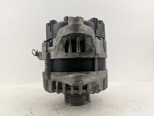 2024 Kia Sportage Alternator Replacement Generator Charging Assembly Engine OEM P/N:37300-2SGD1 37390-2M900 Fits OEM Used Auto Parts