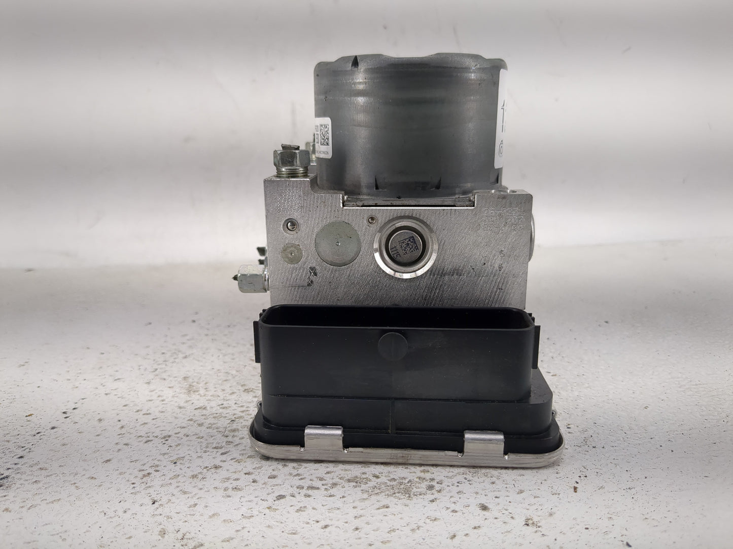 2024 Mazda Cx-30 ABS Pump Control Module Replacement P/N:DRVP 43 7A0 Fits OEM Used Auto Parts - Oemusedautoparts1.com