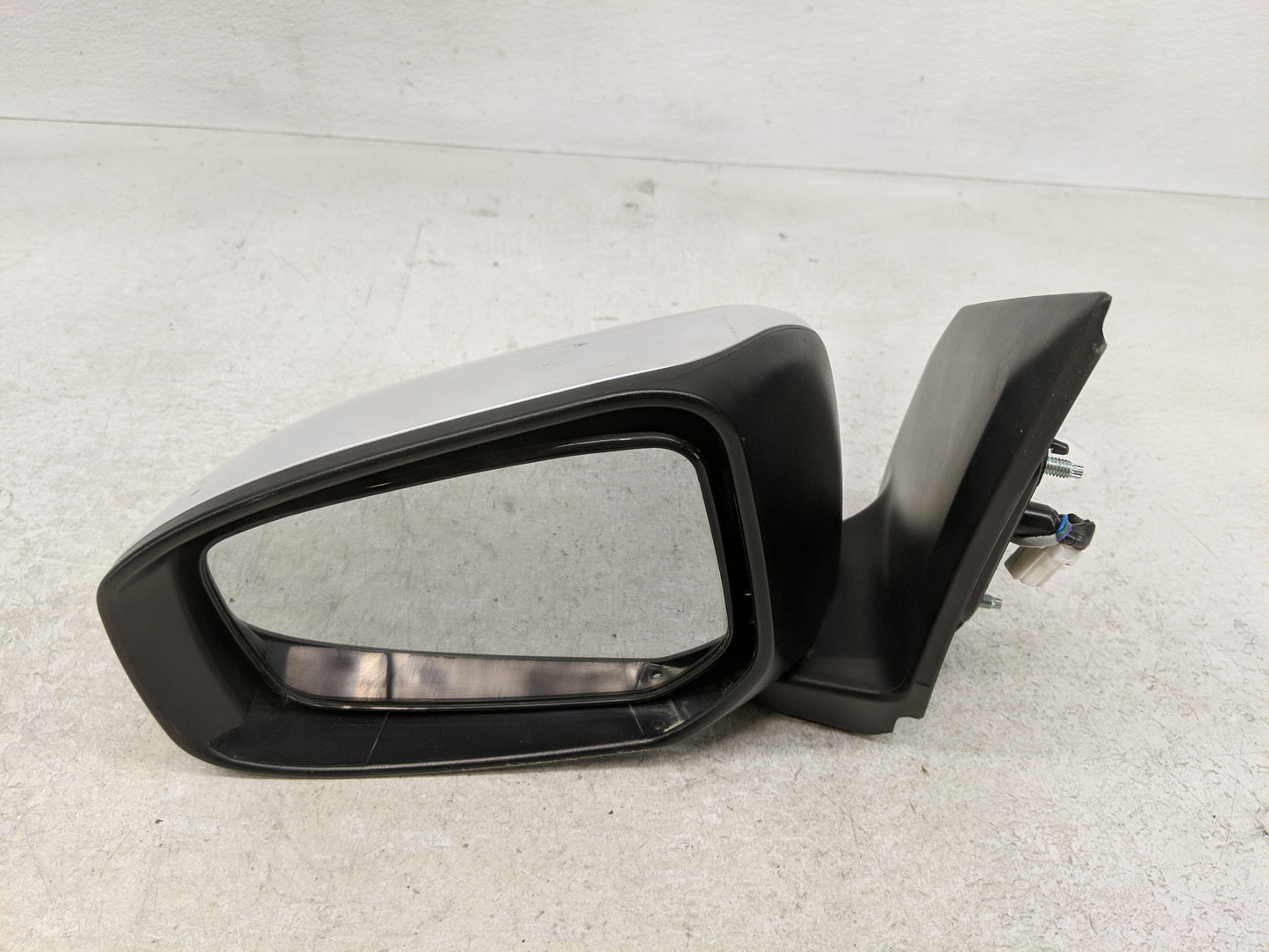 2014 Mitsubishi Mirage Side Mirror Replacement Driver Left View Door Mirror P/N:E11026941 Fits OEM Used Auto Parts - Oemused