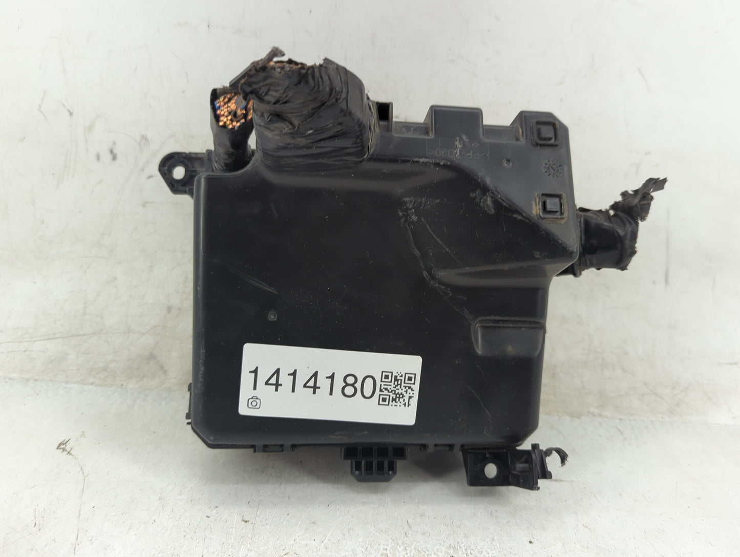 2012-2017 Mitsubishi Rvr Fusebox Fuse Box Panel Relay Module P/N:8565A513 Fits Fits 2012 2013 2014 2015 2016 2017 OEM Used A