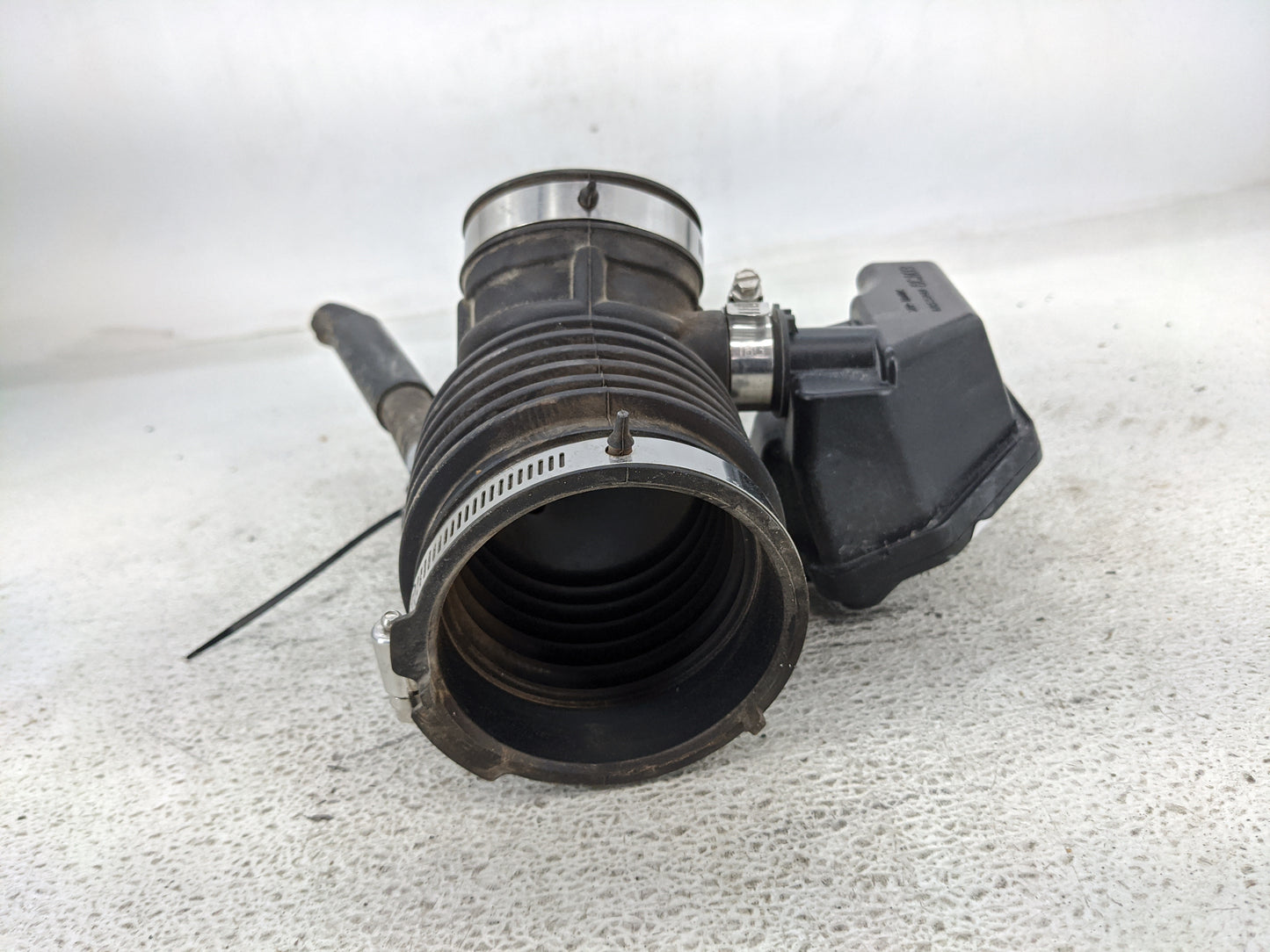 2024 Nissan Altima Air Cleaner Intake Duct Hose Tube - Oemusedautoparts1.com