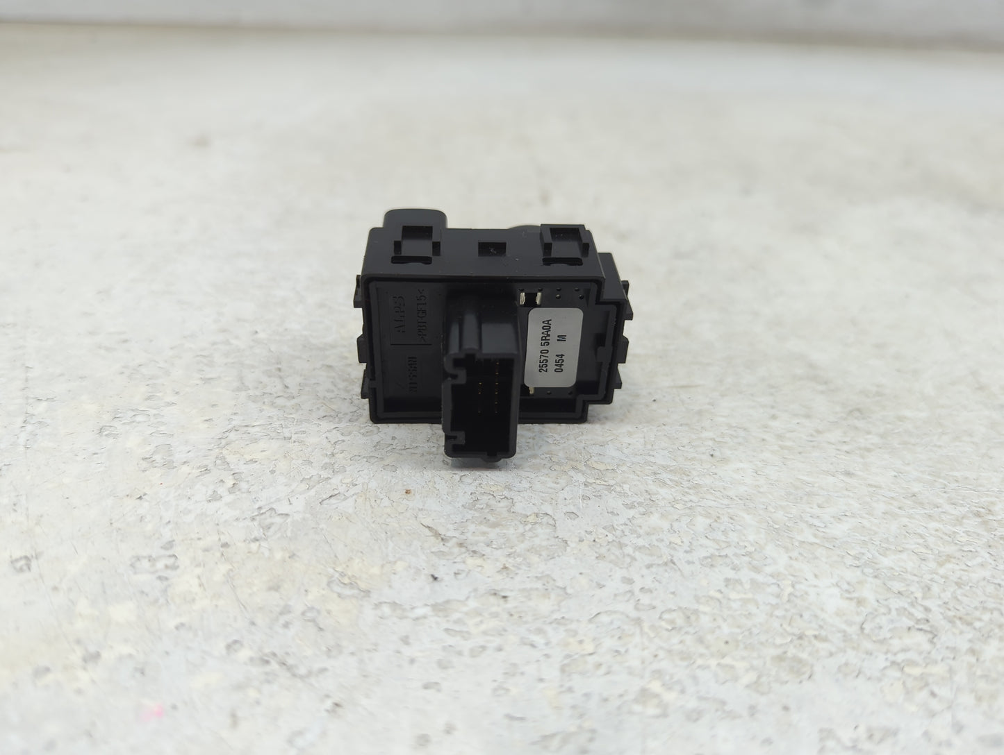 2018-2021 Nissan Kicks Master Power Window Switch Replacement Driver Side Left P/N:25570 5RA0A Fits Fits 2018 2019 2020 2021