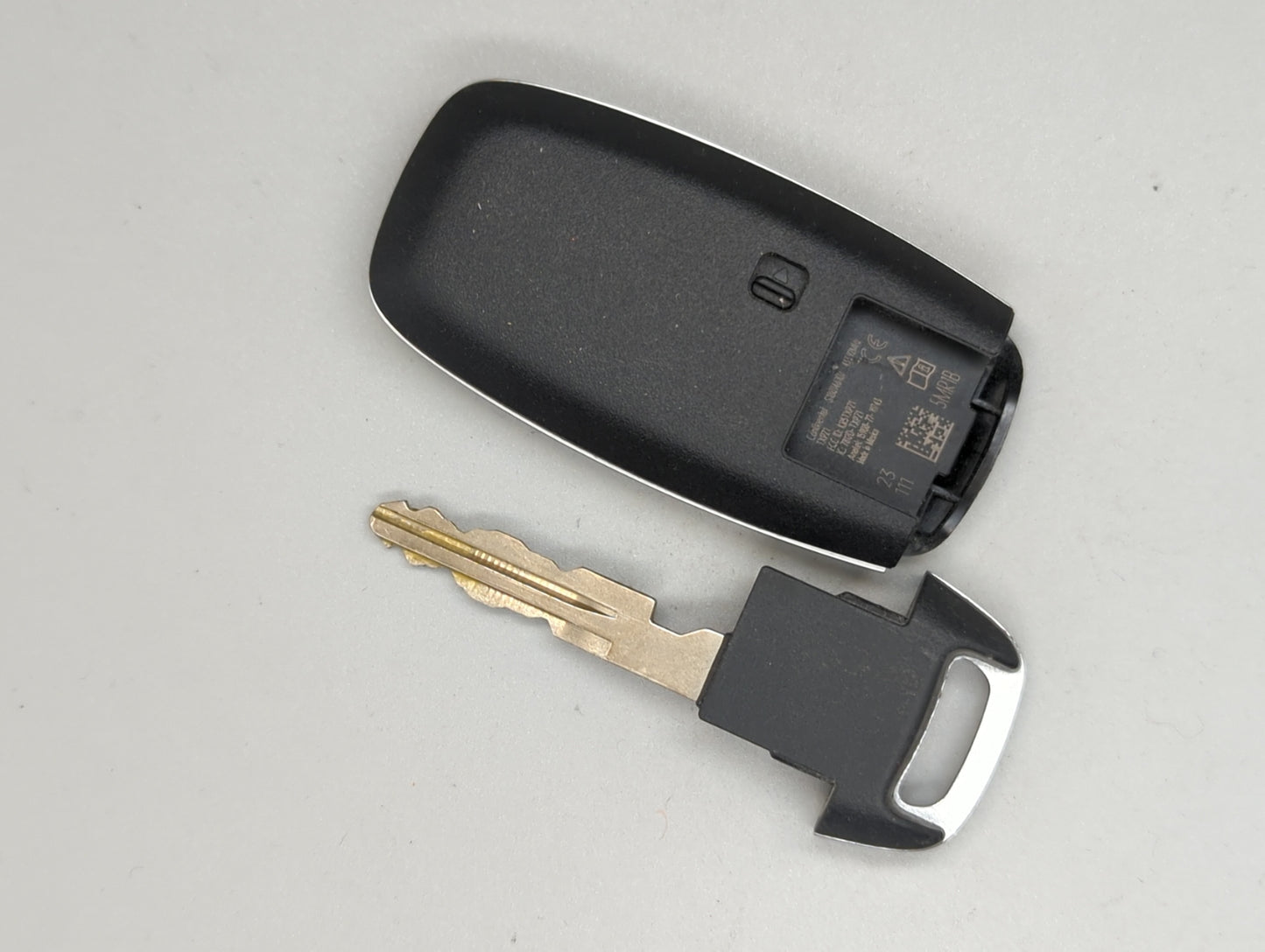 Nissan Kicks Keyless Entry Remote Fob KR5TXPZ1 S180146102 3 buttons - Oemusedautoparts1.com