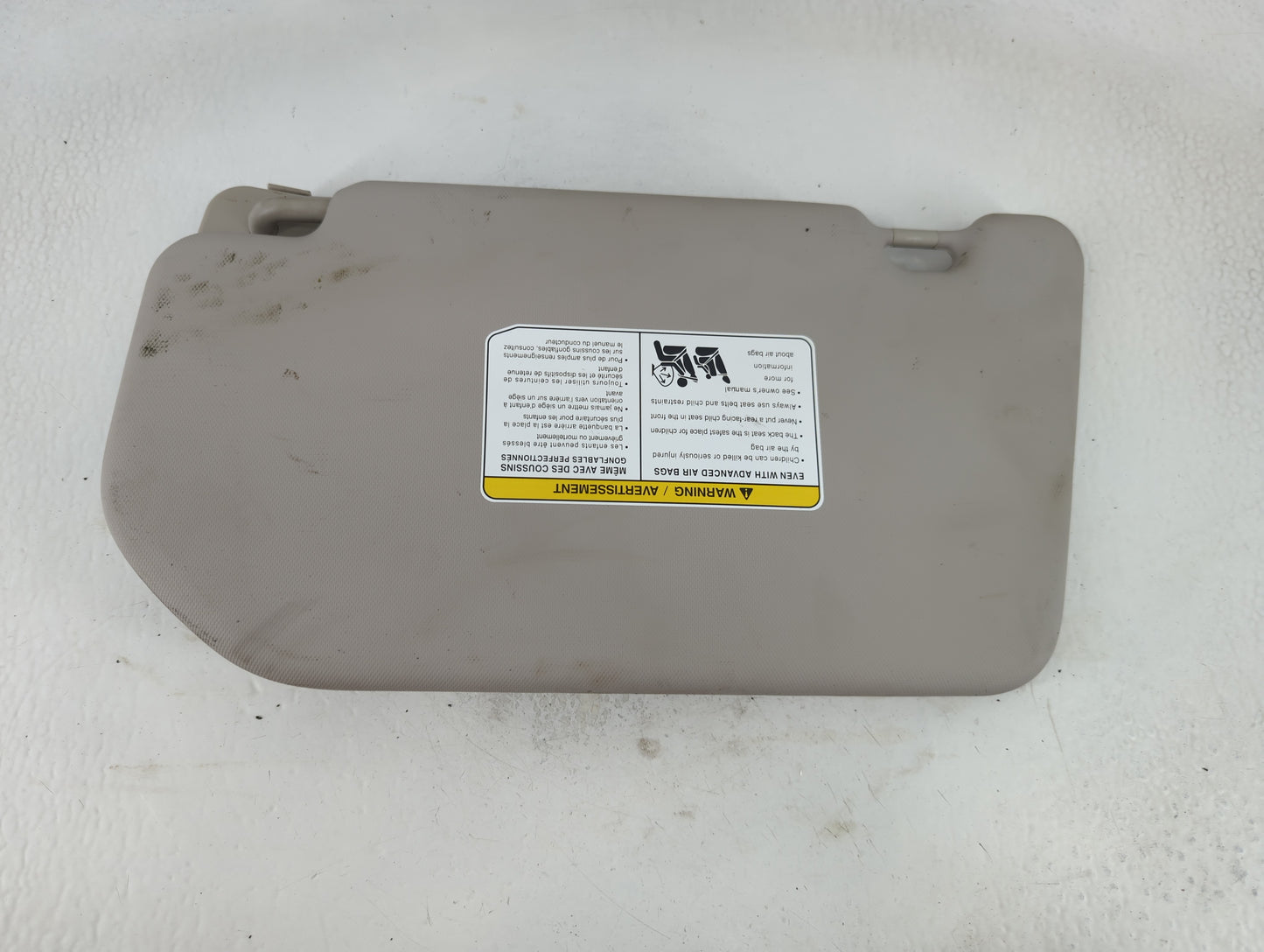 2021-2022 Nissan Rogue Sun Visor Shade Replacement Passenger Right Mirror Fits Fits 2021 2022 OEM Used Auto Parts - Oemuseda