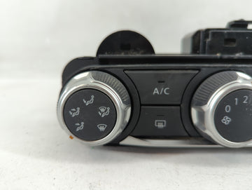 2024 Nissan Versa Climate Control Module Temperature AC/Heater Replacement P/N:T669213 A 4F1 820 043 AG Fits OEM Used Auto Parts